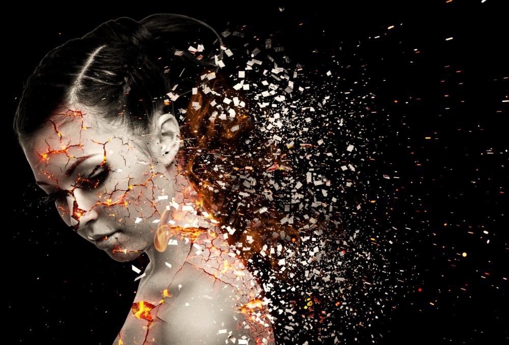 PS创建一个碎裂火焰美女特效缩略图