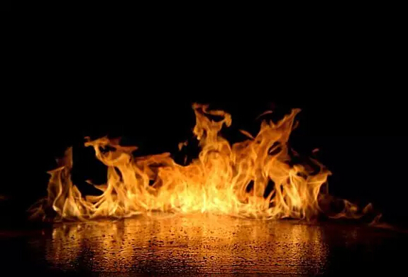 8种最高效的PS抠取火焰方法缩略图