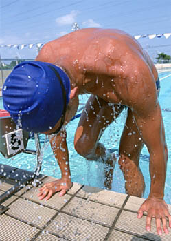 Photoshop制作透明的水人缩略图