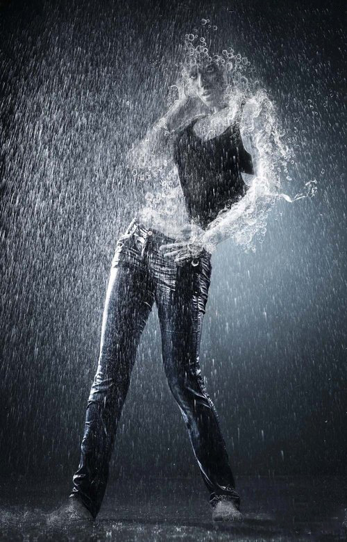 PS合成雨雾中的水泡人像缩略图
