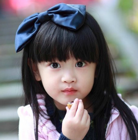 PS简单几步搞定人物图片变素描效果缩略图